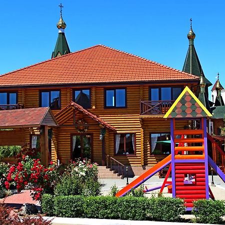 Комплекс Відпочинку Пампушка & Подушка Hotel Burlacha Balka Exterior foto
