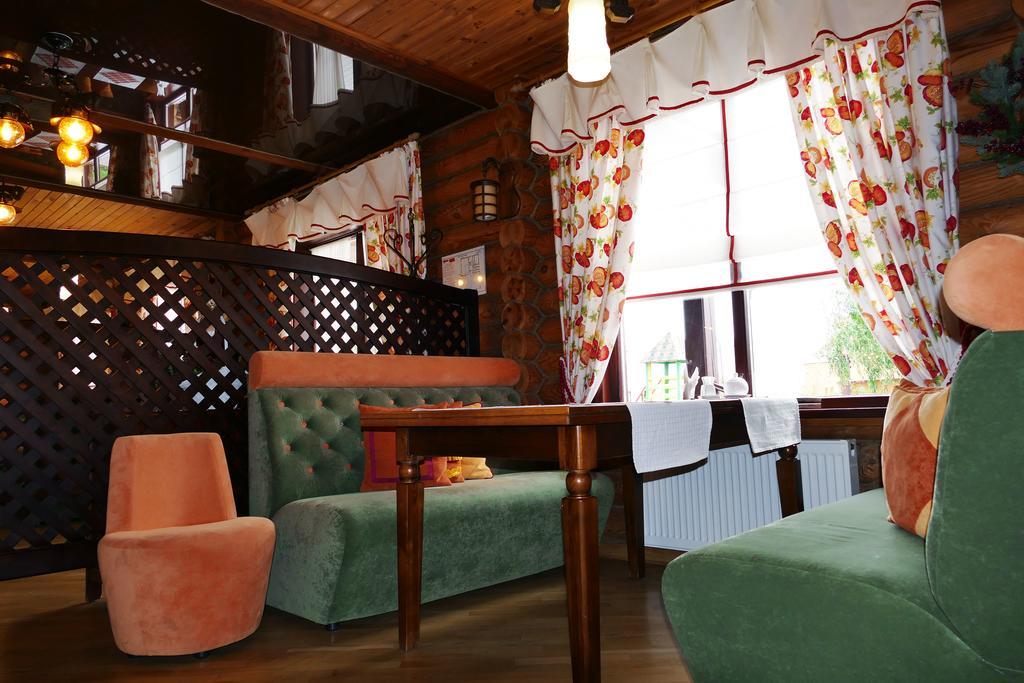 Комплекс Відпочинку Пампушка & Подушка Hotel Burlacha Balka Exterior foto