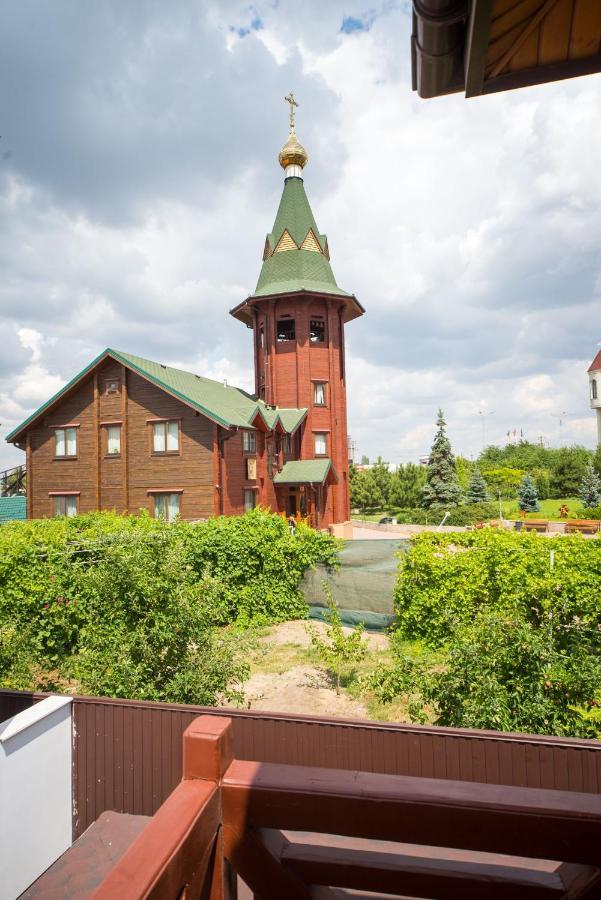 Комплекс Відпочинку Пампушка & Подушка Hotel Burlacha Balka Exterior foto