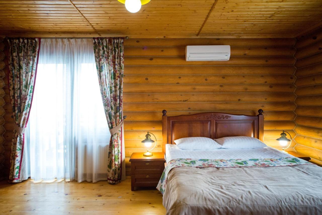 Комплекс Відпочинку Пампушка & Подушка Hotel Burlacha Balka Exterior foto