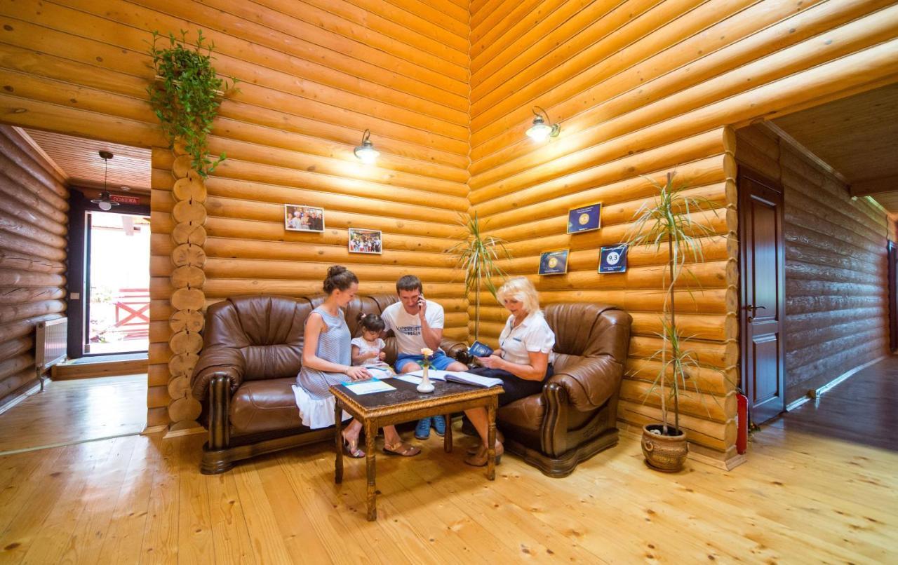 Комплекс Відпочинку Пампушка & Подушка Hotel Burlacha Balka Exterior foto