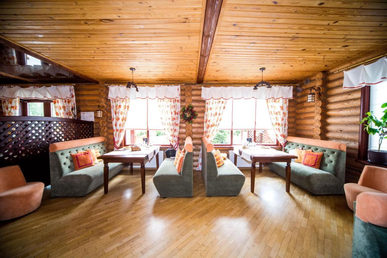 Комплекс Відпочинку Пампушка & Подушка Hotel Burlacha Balka Exterior foto