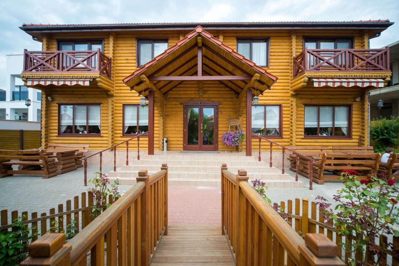 Комплекс Відпочинку Пампушка & Подушка Hotel Burlacha Balka Exterior foto